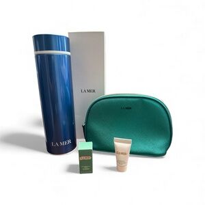 NEW La Mer Skincare Set with Blue Bottle and Green Pouch